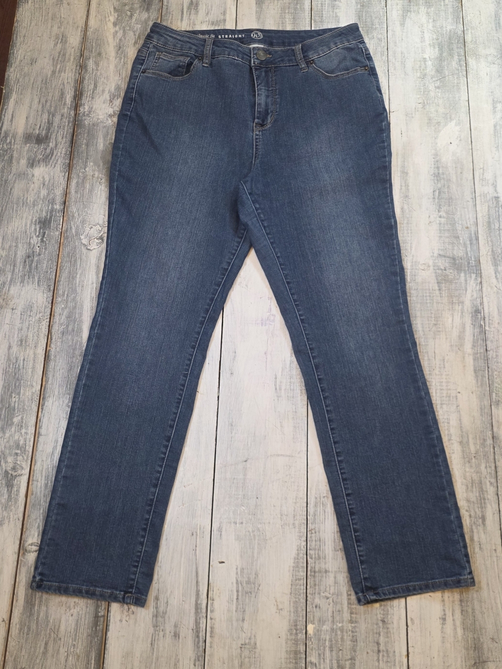 W62 Women's Classic Fit Straight Leg Dark Blue Jeans sz 12 Petit
